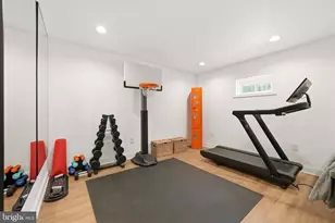 370 Holmes Dr NW, Vienna, VA 22180 - Photo 53