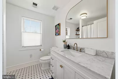 370 Holmes Drive NW, Vienna, VA 22180 - Photo 47