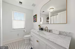 370 Holmes Dr NW, Vienna, VA 22180 - Photo 47