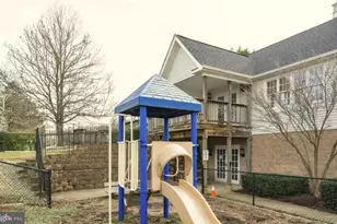 [Address not provided], Alexandria, VA 22310 - Photo 31