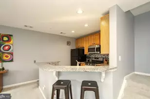 [Address not provided], Alexandria, VA 22310 - Photo 9