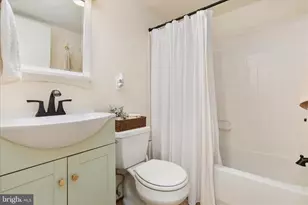 4901 Americana Dr, Annandale, VA 22003 - Photo 19