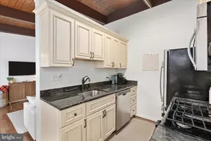 4901 Americana Dr, Annandale, VA 22003 - Photo 11