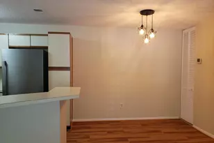 11705 Summerchase Cir, Reston, VA 20194 - Photo 3