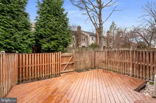 2880 Kelly Square, Vienna, VA 22181 - Photo 11