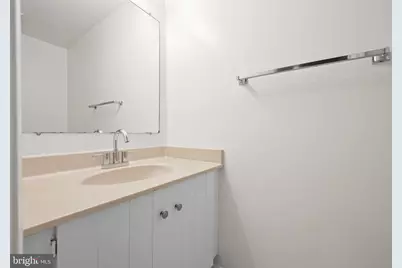 2880 Kelly Square, Vienna, VA 22181 - Photo 13