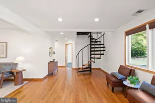 8737 Redman St, Springfield, VA 22153 - Photo 5