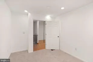 8737 Redman St, Springfield, VA 22153 - Photo 45