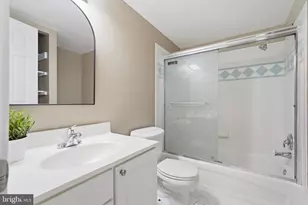 4414 Island Pl, Annandale, VA 22003 - Photo 29