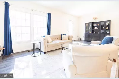 8009 Bethelen Woods Lane, Springfield, VA 22153 - Photo 3