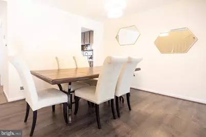 8009 Bethelen Woods Lane, Springfield, VA 22153 - Photo 5