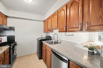 14431 Saint Germain Drive, Centreville, VA 20121 - Photo 3