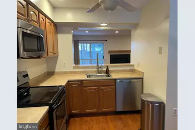 7321 Stream Way, Springfield, VA 22152 - Photo 3