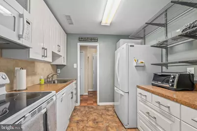 3101 S Manchester Street #906, Falls Church, VA 22044 - Photo 7