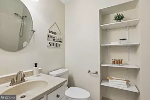 13423 Black Gum Ct, Chantilly, VA 20151 - Photo 45