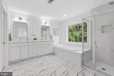 2460 Leyland Ridge Road, Herndon, VA 20171 - Photo 19