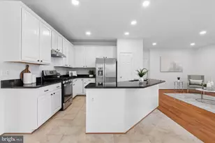 2460 Leyland Ridge Rd, Herndon, VA 20171 - Photo 9