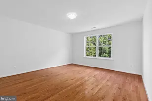 2460 Leyland Ridge Rd, Herndon, VA 20171 - Photo 23