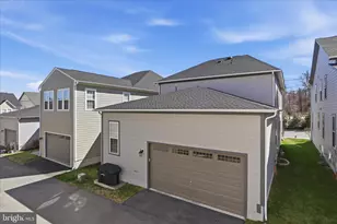 6145 Olivet Dr, Alexandria, VA 22315 - Photo 41