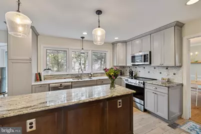 1439 Millikens Bend Road, Herndon, VA 20170 - Photo 3