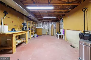 1439 Millikens Bend Rd, Herndon, VA 20170 - Photo 31