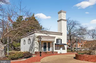 6610 E Wakefield Dr, Alexandria, VA 22307 - Photo 25