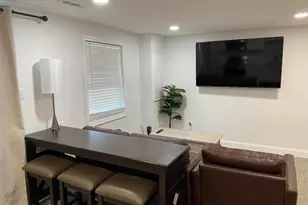 7416 Rhondda Dr, Lorton, VA 22079 - Photo 3