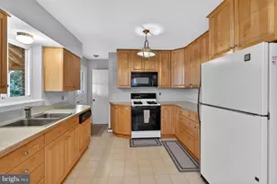 6001 Dinwiddie St, Springfield, VA 22150 - Photo 3