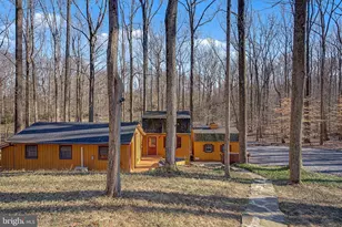 521 Lost Acre Ln, Great Falls, VA 22066 - Photo 9