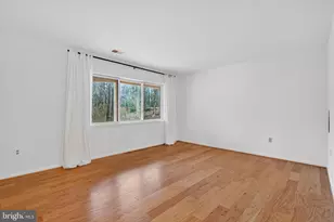 11203 Leatherwood Dr, Reston, VA 20191 - Photo 31