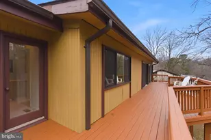 11203 Leatherwood Dr, Reston, VA 20191 - Photo 47