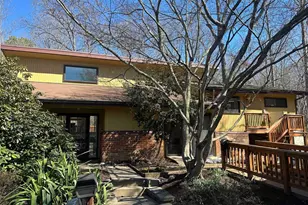 11203 Leatherwood Dr, Reston, VA 20191 - Photo 1