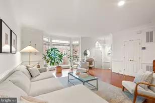 9969 Cyrandall Dr, Oakton, VA 22124 - Photo 7