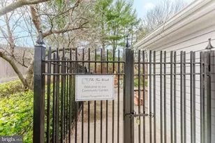 10300 Appalachian Cir, Oakton, VA 22124 - Photo 31