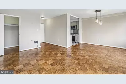 6621 Wakefield Drive #317, Alexandria, VA 22307 - Photo 5