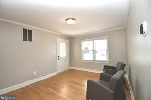 2847 Fairmont St, Falls Church, VA 22042 - Photo 3