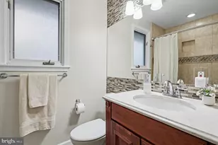 5633 Inverchapel Rd, Springfield, VA 22151 - Photo 29