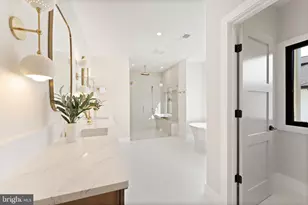 917 Timber Ln SW, Vienna, VA 22180 - Photo 25