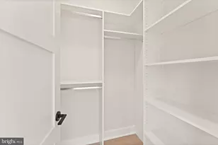 917 Timber Ln SW, Vienna, VA 22180 - Photo 37