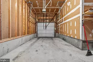 5907 Wood Sorrels Ct, Burke, VA 22015 - Photo 47