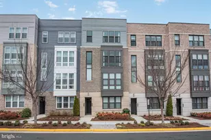 13356 Arrowbrook Centre Dr, Herndon, VA 20171 - Photo 1