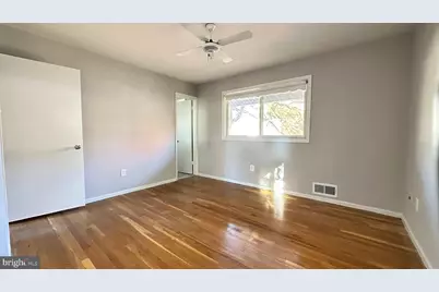 8517 Marquette Street, Vienna, VA 22180 - Photo 17