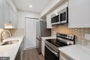 8312 Kingsgate Rd, Springfield, VA 22152 - Photo 7