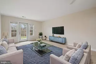 8312 Kingsgate Rd, Springfield, VA 22152 - Photo 11