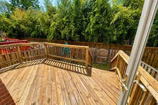 8036 St Annes Ct, Alexandria, VA 22309 - Photo 27