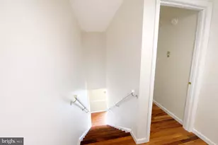 8036 St Annes Ct, Alexandria, VA 22309 - Photo 9