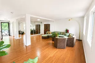 8036 St Annes Ct, Alexandria, VA 22309 - Photo 7