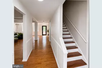 8036 Saint Annes Court, Alexandria, VA 22309 - Photo 3