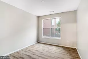 2765 Centerboro Dr, Vienna, VA 22181 - Photo 9