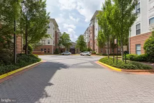 2765 Centerboro Dr, Vienna, VA 22181 - Photo 27